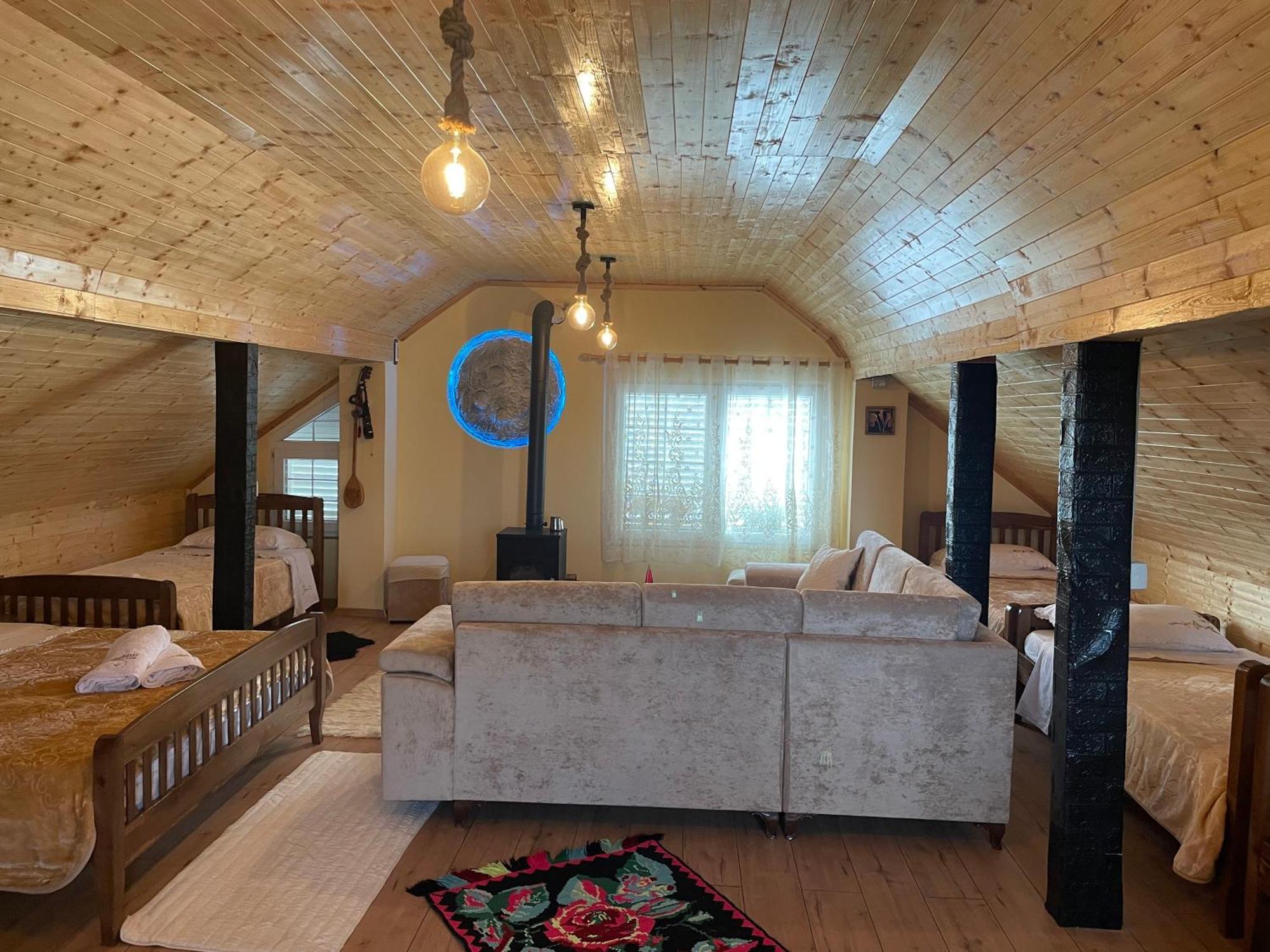 Riza Guest House Puke Extérieur photo